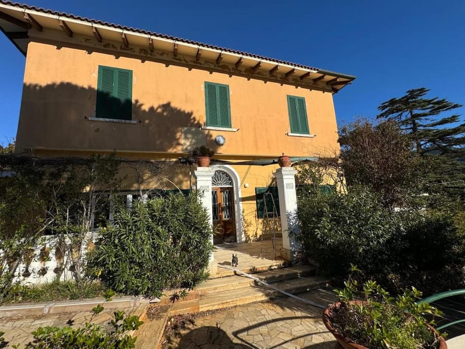 VILLA ACQUA luxury sul mare Villa in Bagnaia