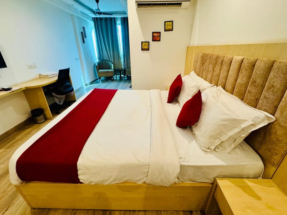 Hotel The Grand Anukampa Suites Apartment in Jaipur