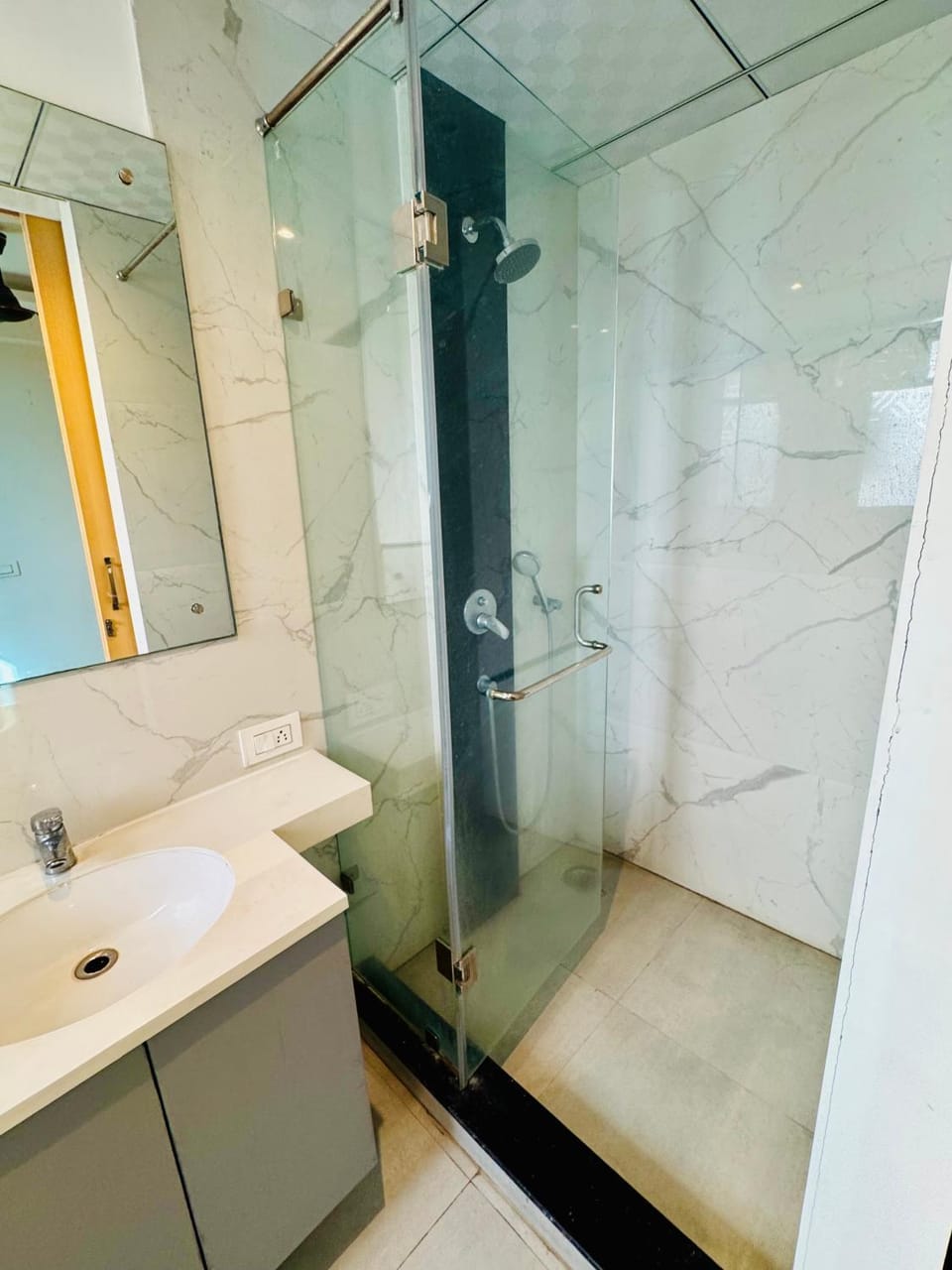 Hotel The Grand Anukampa Suites Apartment in Jaipur