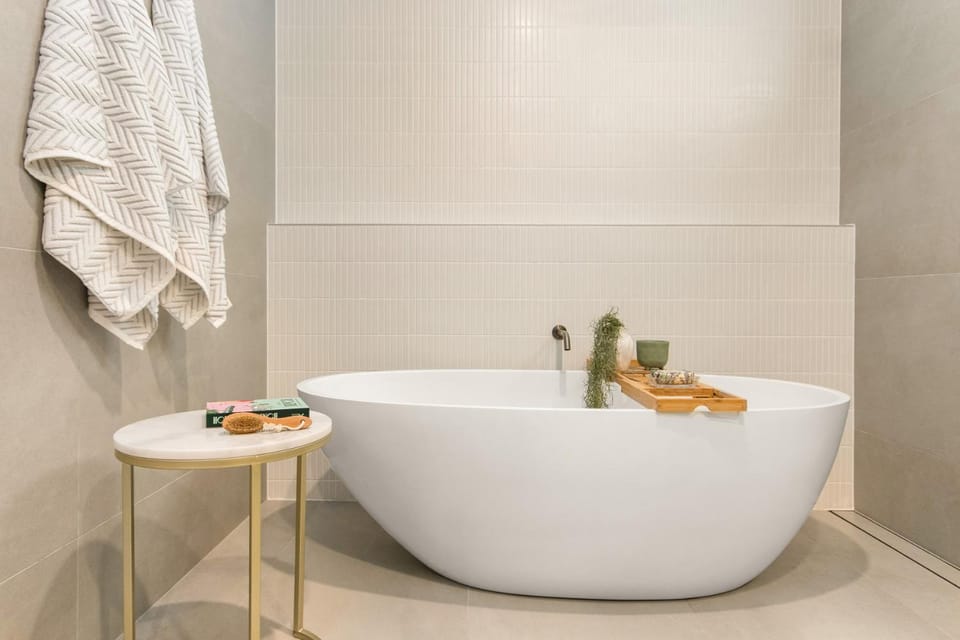 Bathroom, Bath, towels