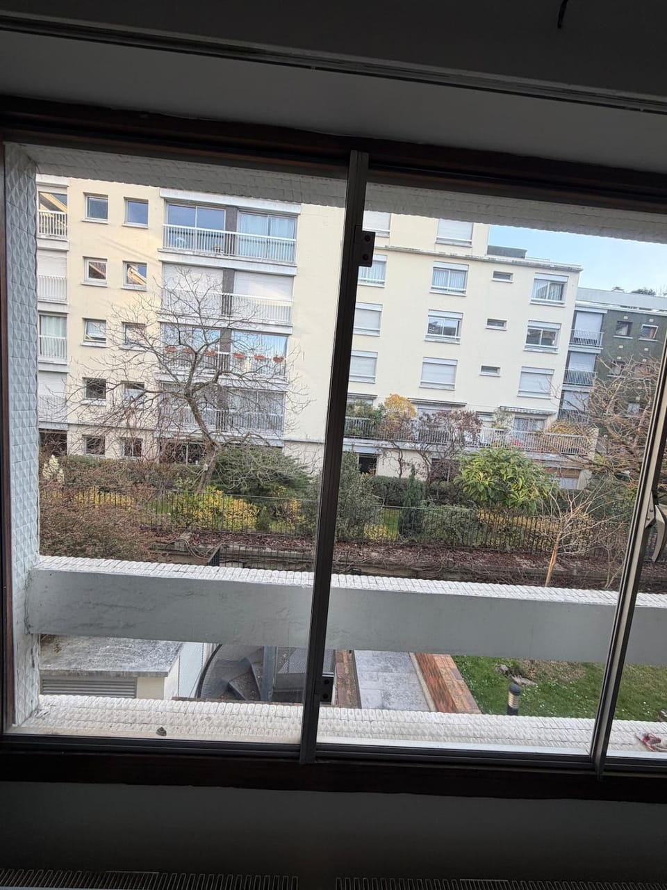 Bright & Cozy Room in Shared Apartment Near Eiffel Apartment in Paris