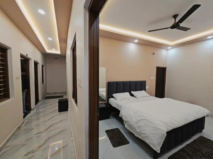 Classic Maa Parvati Bed and Breakfast in Uttar Pradesh