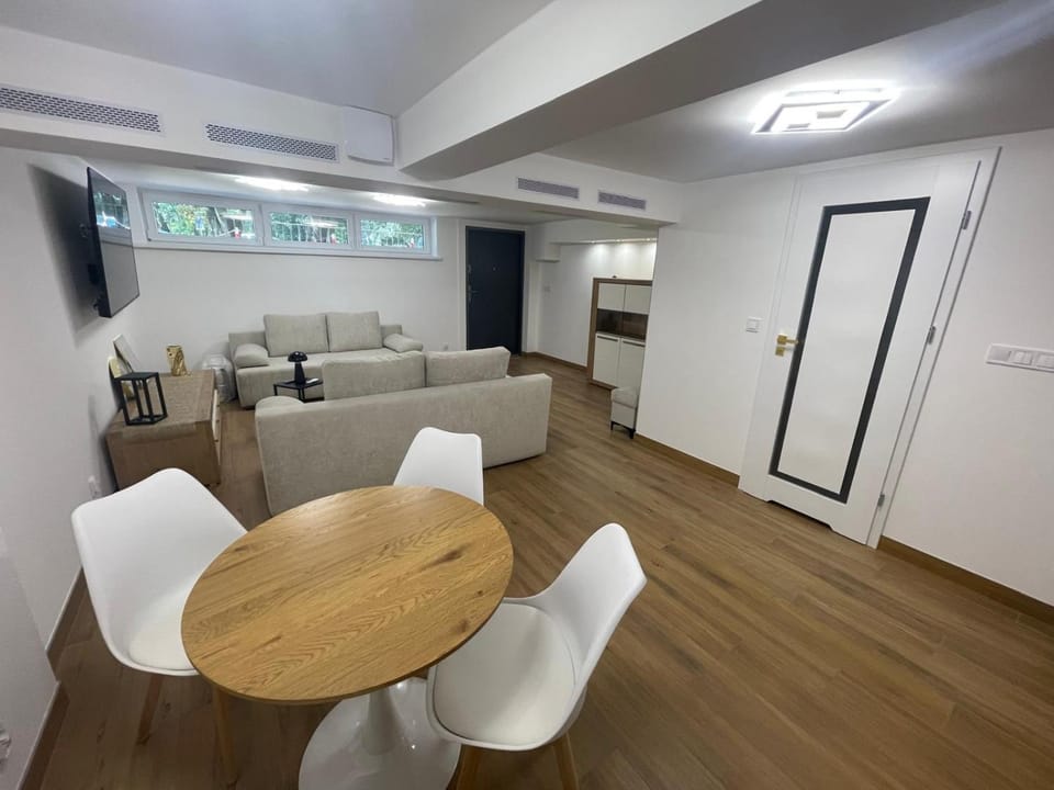Apartament W Centrum LEVEL -1 Apartment in West Pomeranian Voivodeship, Poland