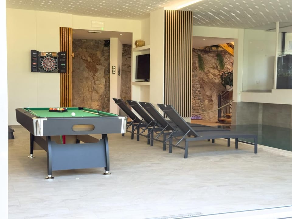 Billiard