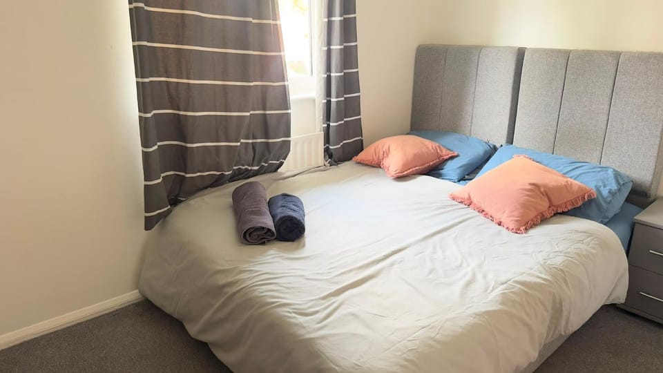 Two Bedroom home in london House in London Borough of Southwark