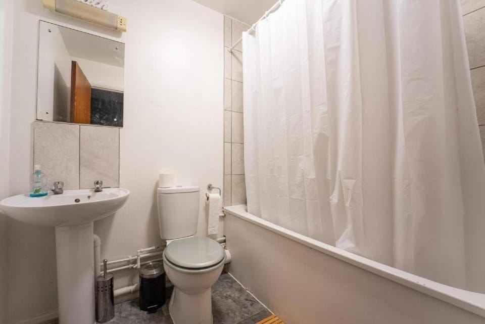 Toilet, Bathroom