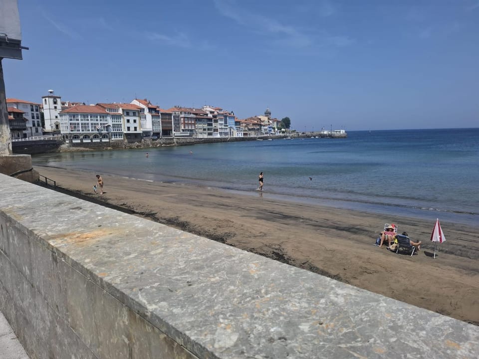 Luanco Soja Playa la Ribera 1 Apartment in Luanco