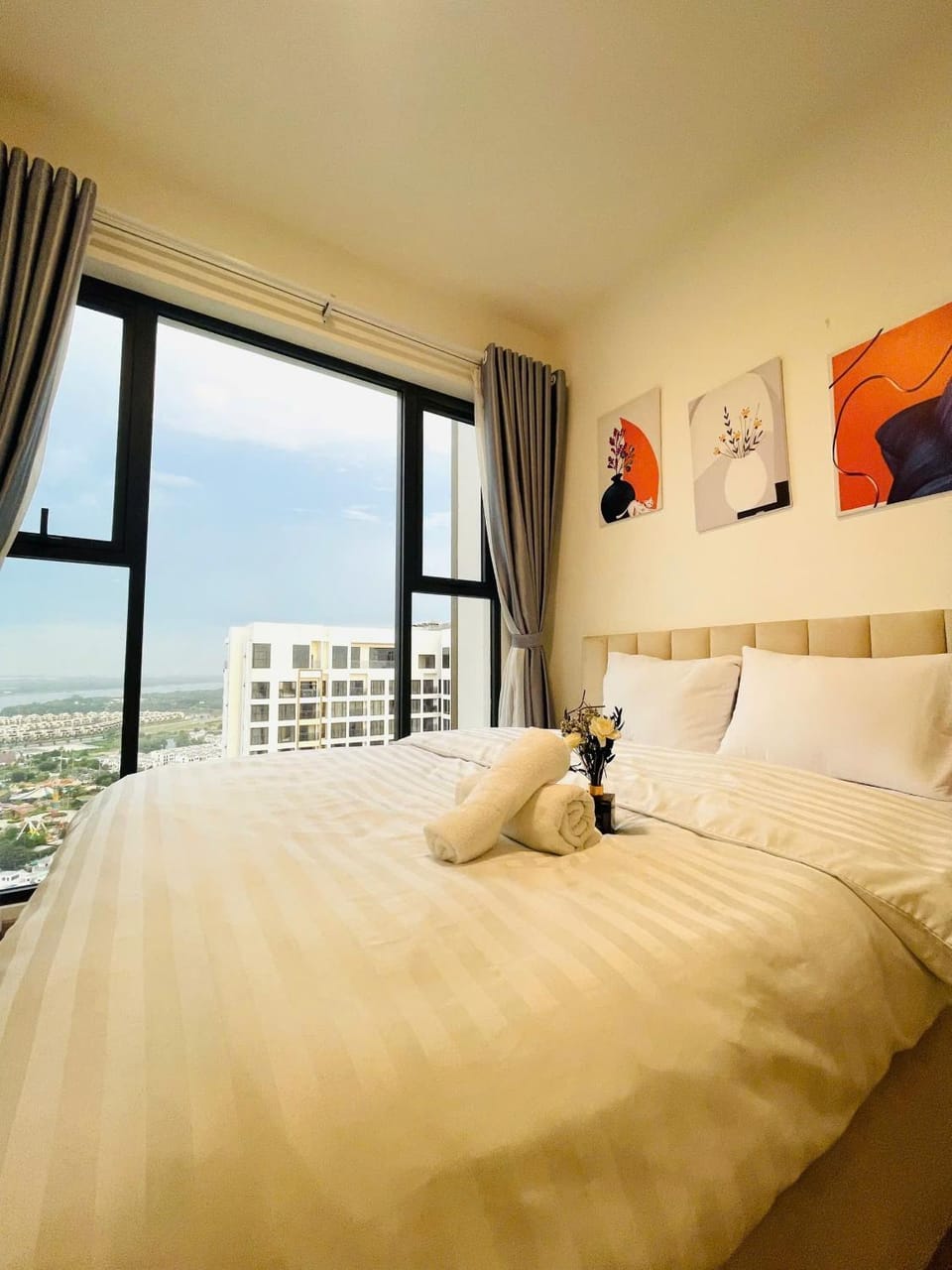 1 Bedroom Masteri Vinhomes Grand Park Apartment in Ho Chi Minh City