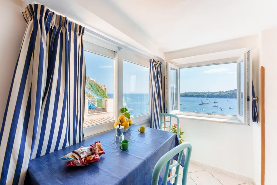 Dining area, Sea view