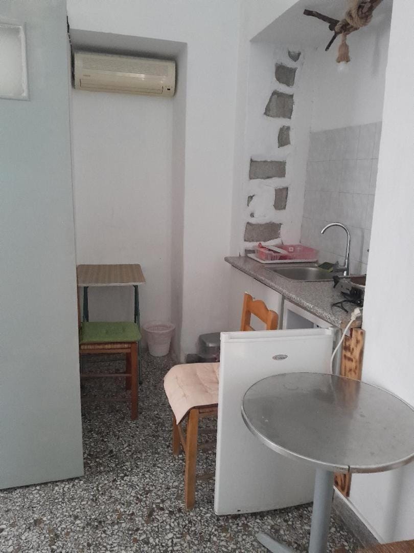 makis Apartment in Icaria