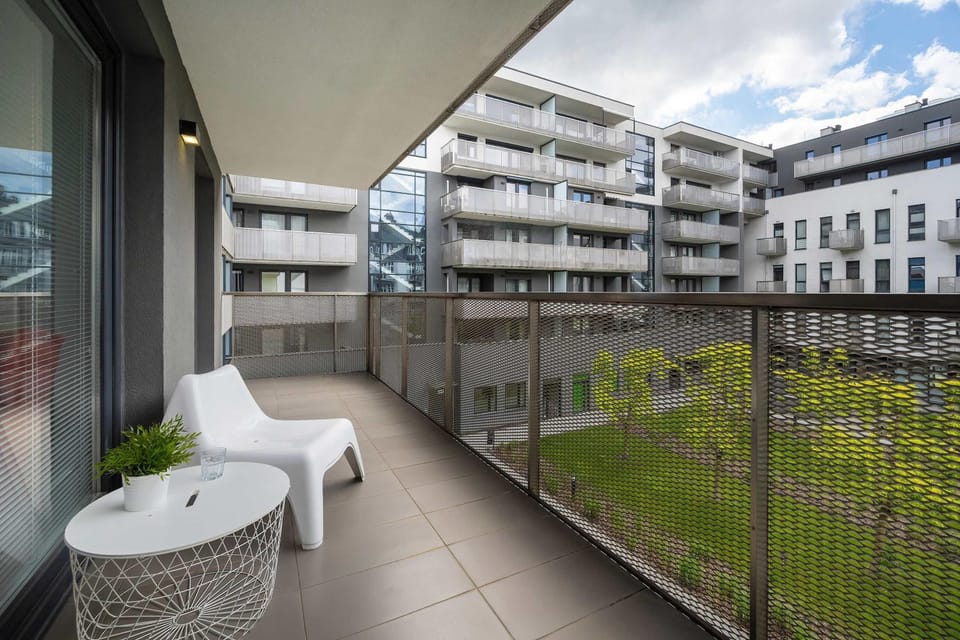 Property building, Balcony/Terrace