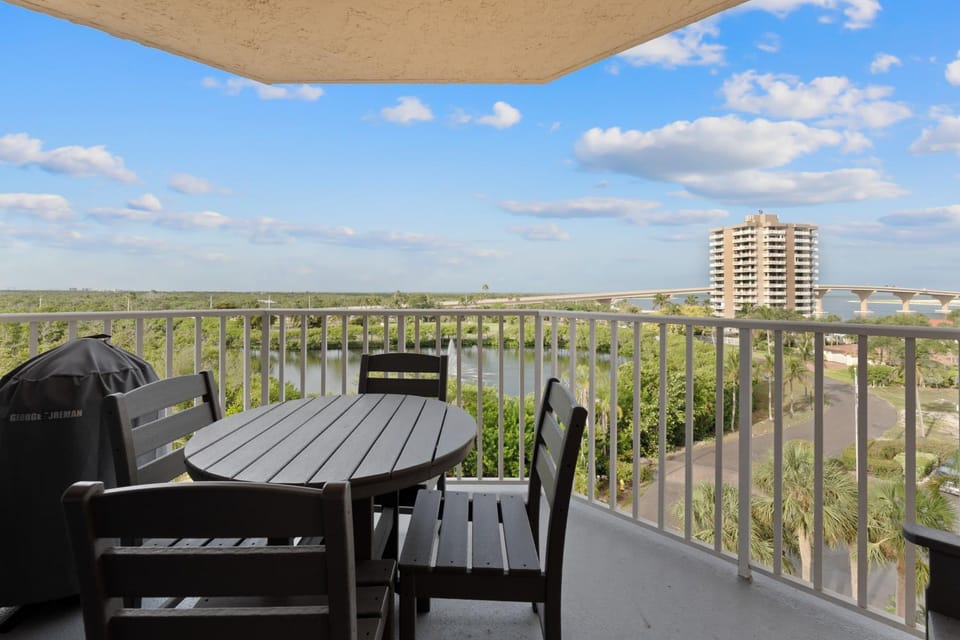 Lovers Key #508 by Sun Palace Vacations House in Bonita Springs