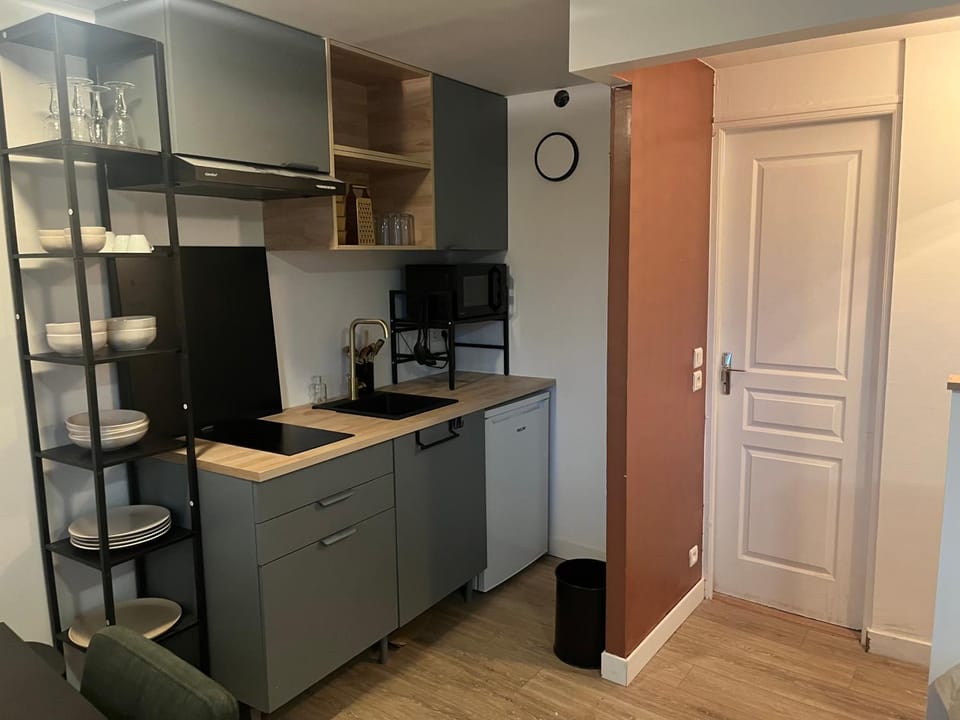 Studio rue piétonne & Basilique de Saint-Denis Apartment in Île-de-France