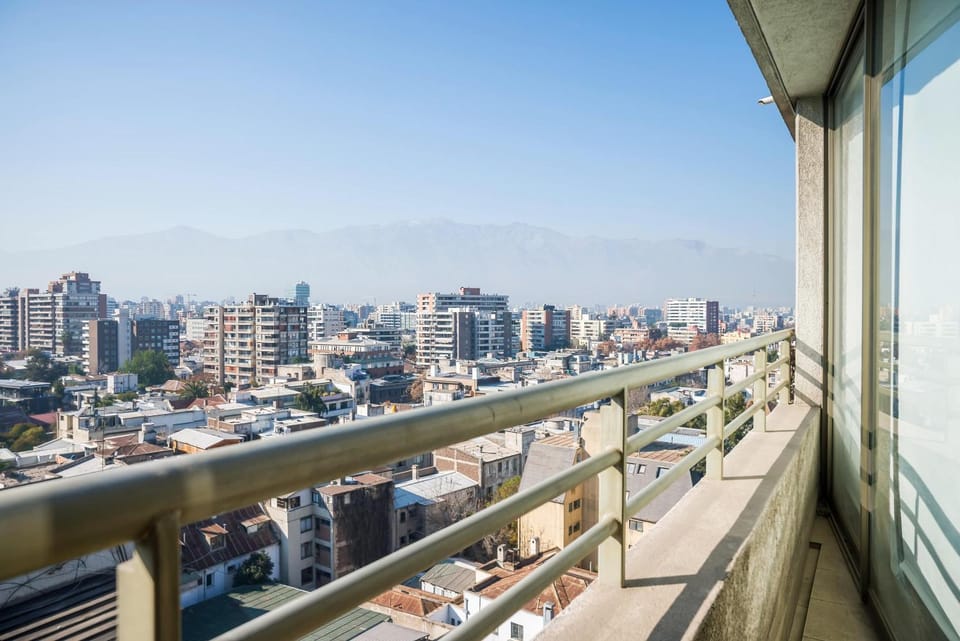 Chic Providencia Apt Cozy Stay Ideal for 3 Guests Apartment in Providencia