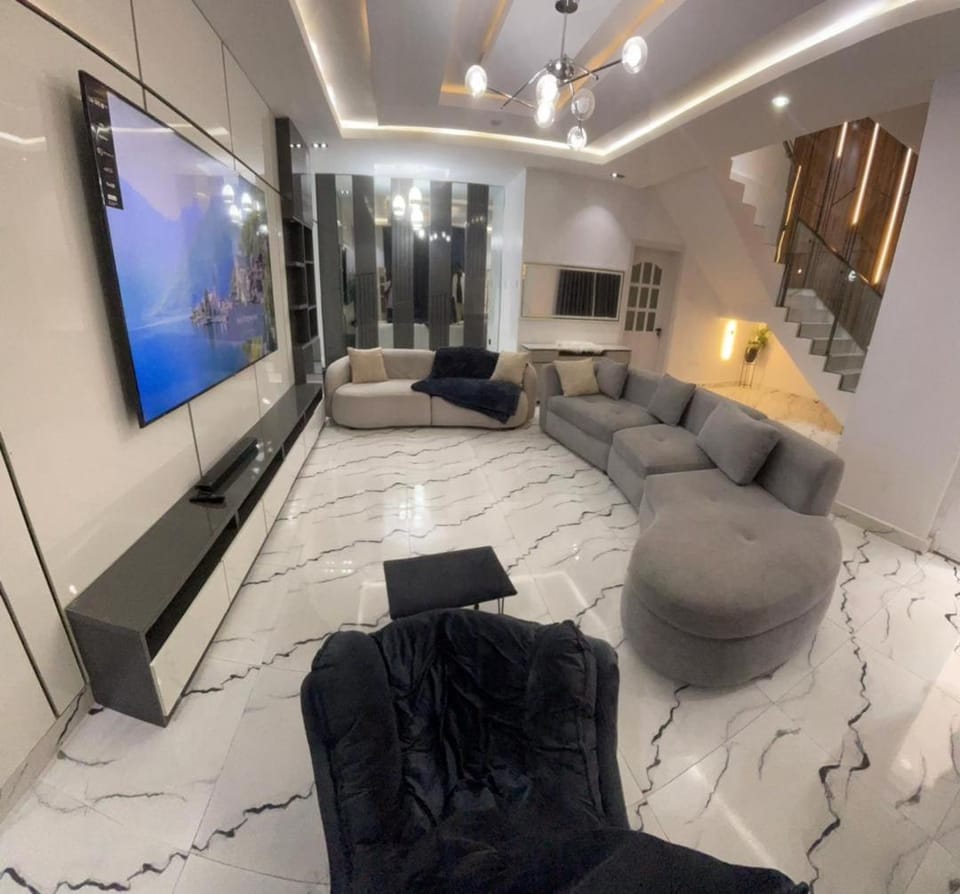 OsasDVoice Apartments Apartment in Lagos, Nigeria