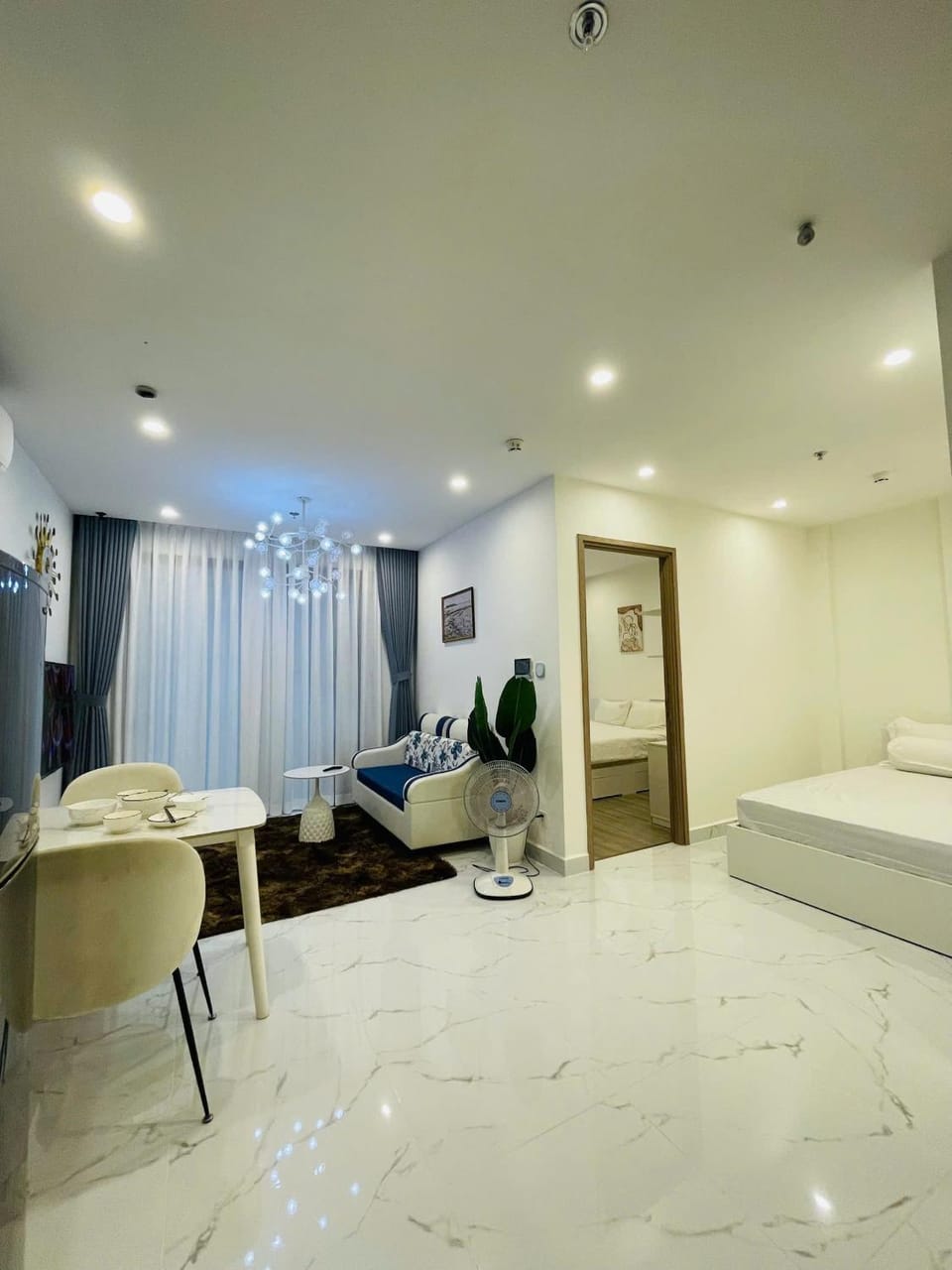1 Bedrooms Glory Heights Vinhomes Grand Park Apartment in Ho Chi Minh City