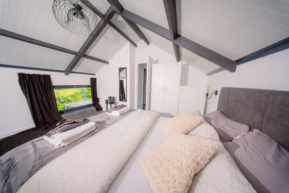 SORBUS view&spa Villa in Croatia