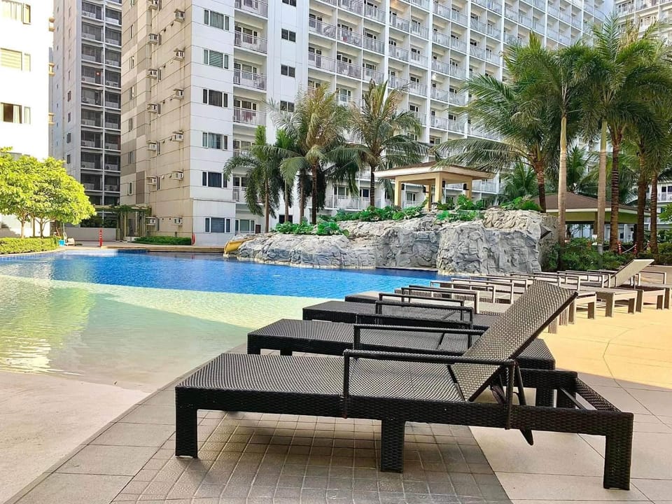 Shore Residences walking distance to Mall of Asia Pasay City and Manila Airport Apartment hotel in Pasay