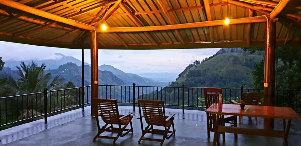Patio, Day, Natural landscape, View (from property/room), Balcony/Terrace, Dining area, Mountain view