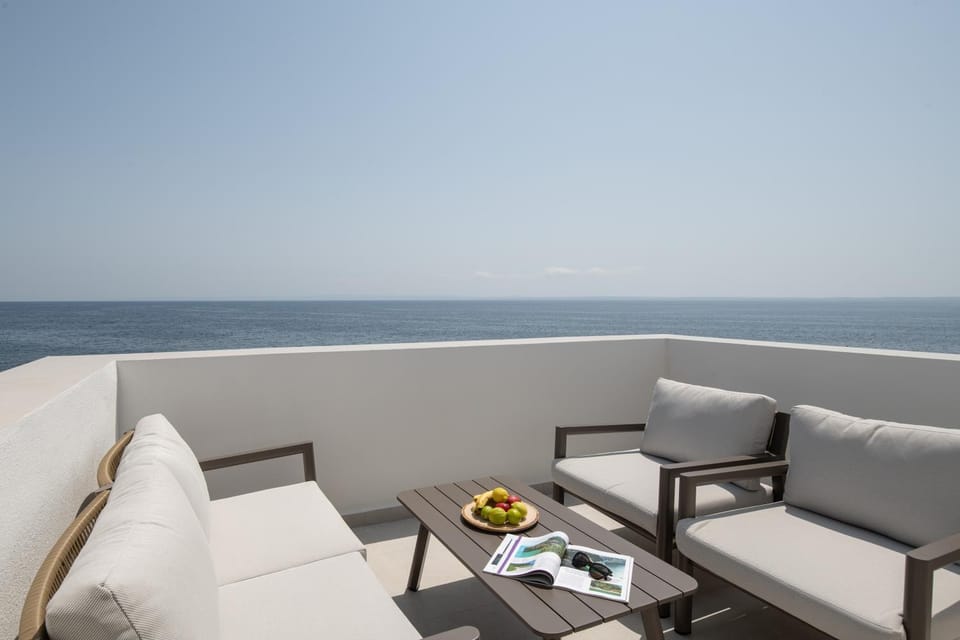 Balcony/Terrace, Seating area, Sea view