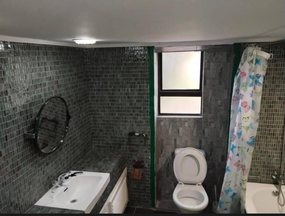 Toilet, Bathroom