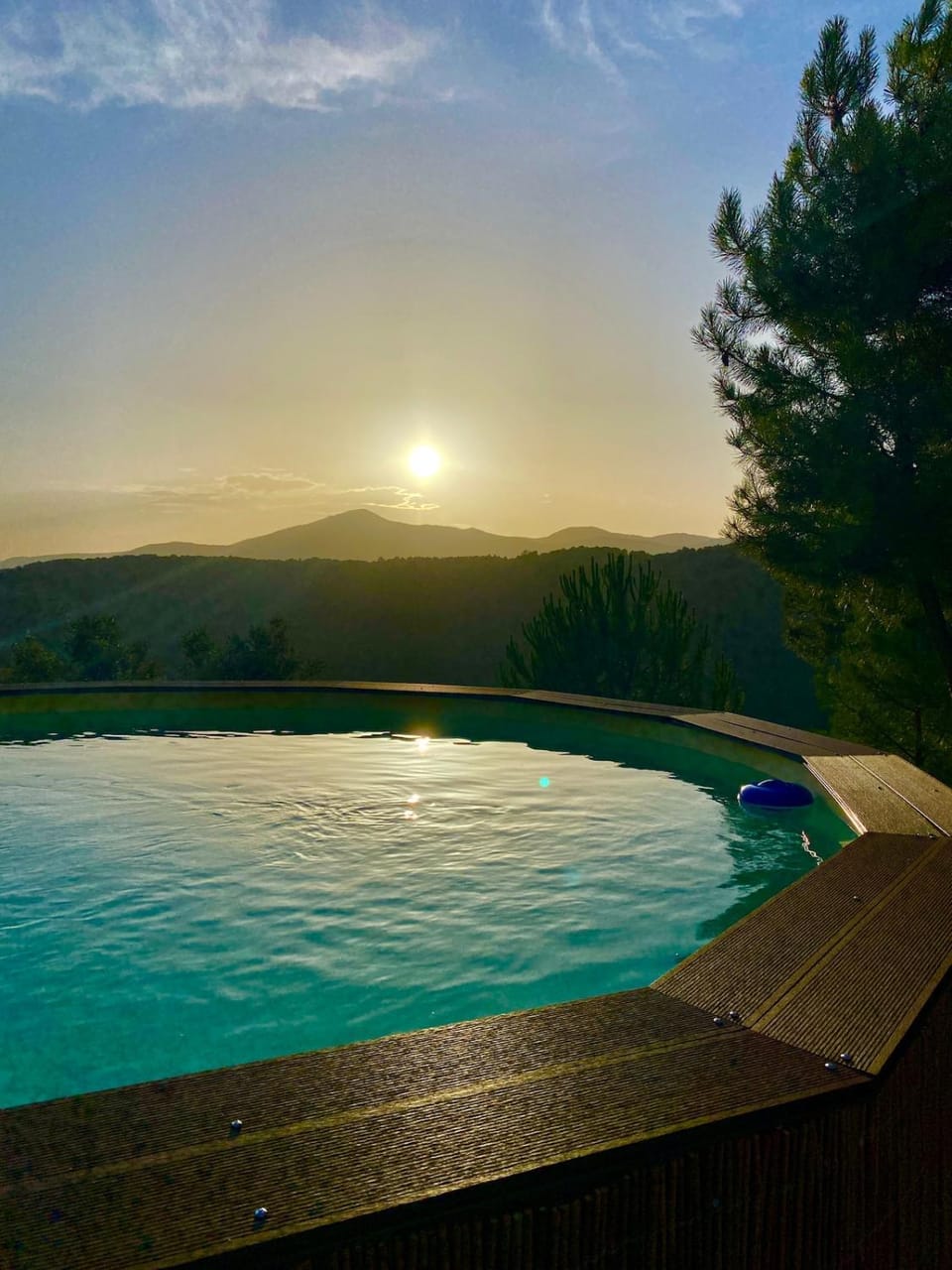 Swimming pool, Swimming pool