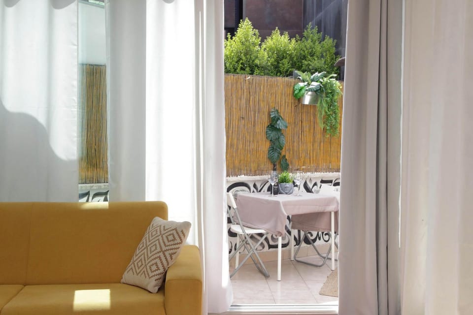 Pyramid Testaccio Boutique Loft Apartment in Rome