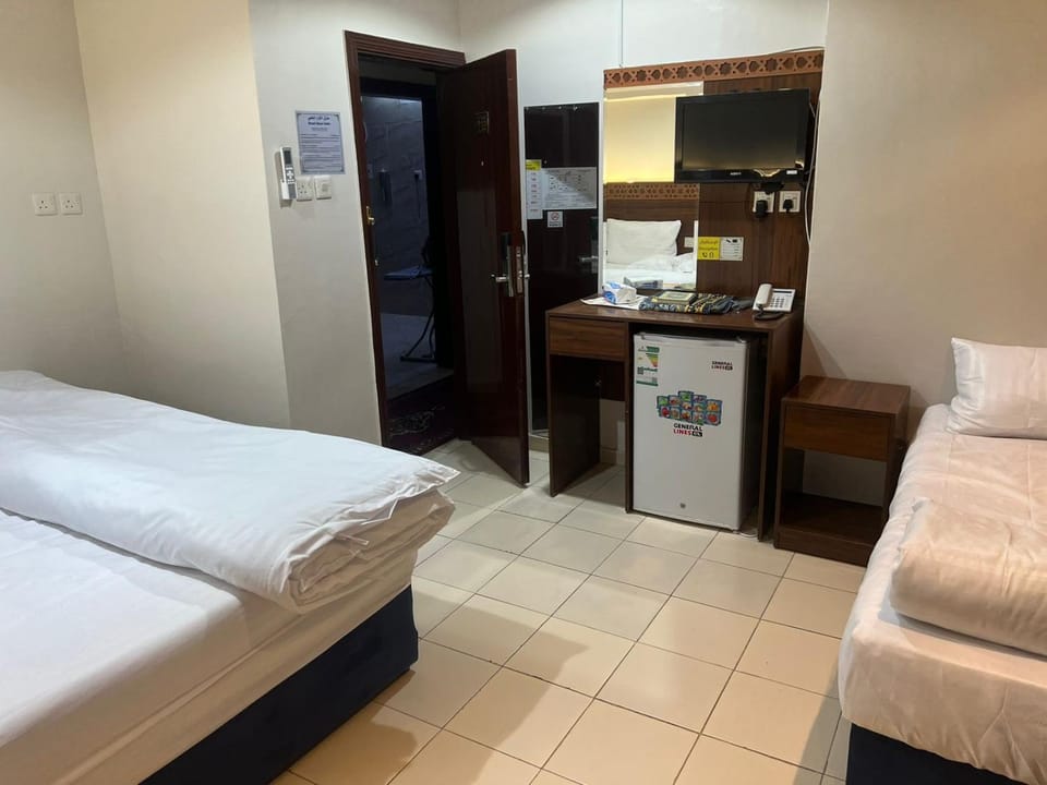 نزل الكرار الذهبي للنزل السياحي Apartment hotel in Medina