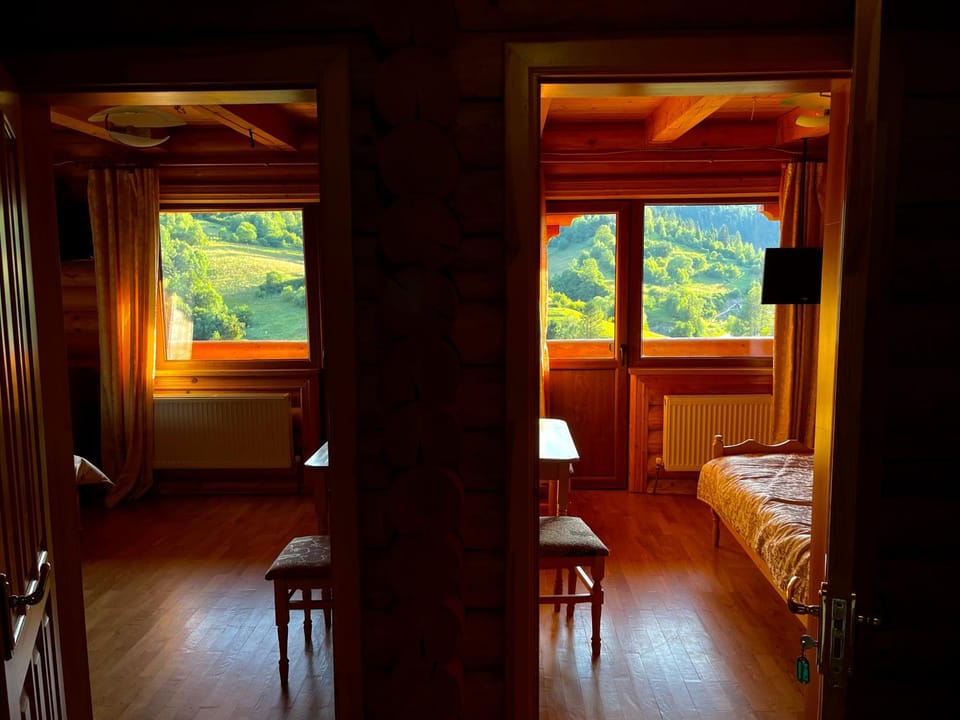 Privatna Sadiba Chalet Bed and Breakfast in Lviv Oblast