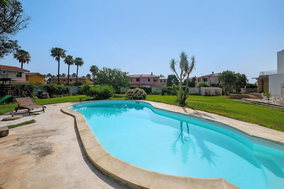 Villa Matilde Domo Boutique Bed and Breakfast in La Maddalena