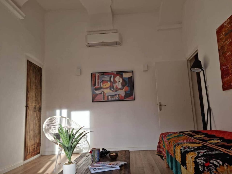 Deux-pièces de charme au cœur de la Citadelle – Bastia Apartment in Bastia