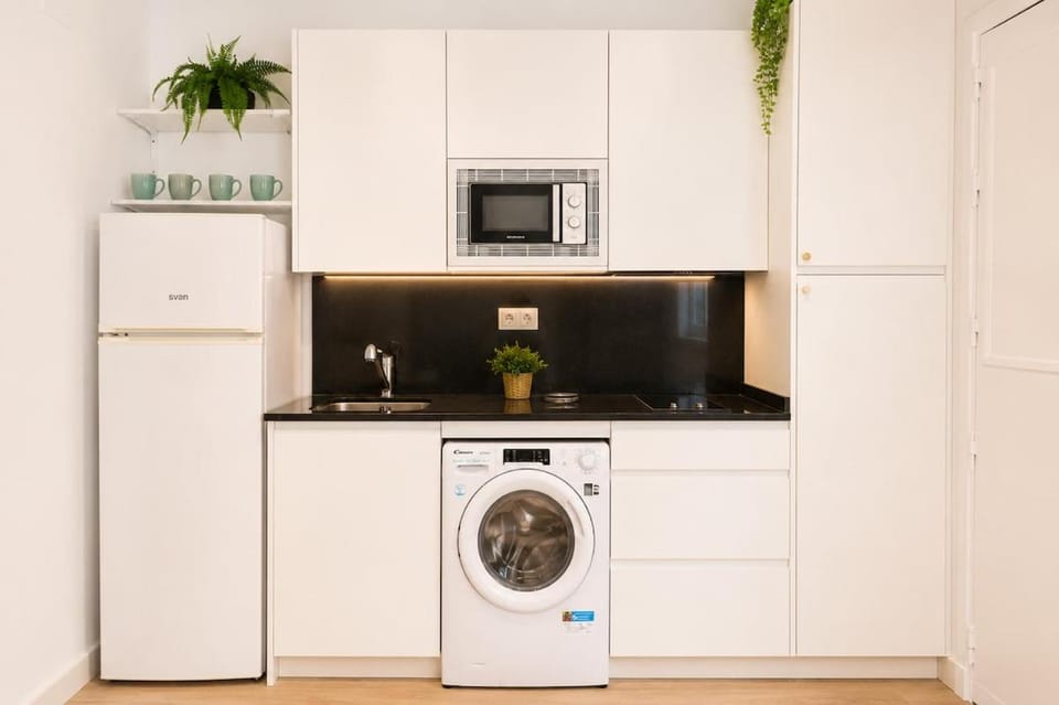 Kitchen or kitchenette, stove
