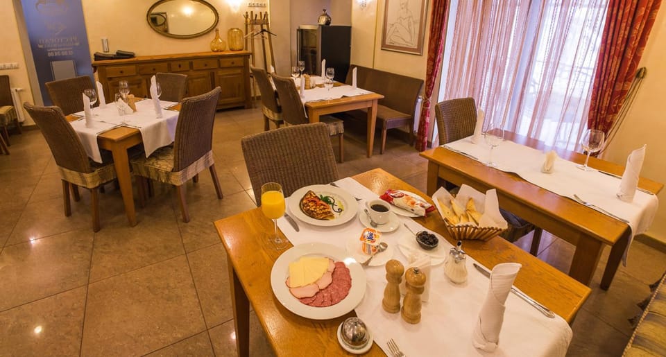 Starye Bendery Hotel in Odessa Oblast