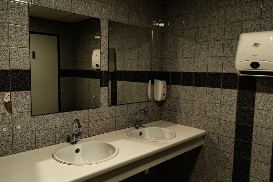 Toilet, Bathroom