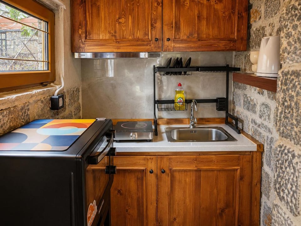Kitchen or kitchenette, stove