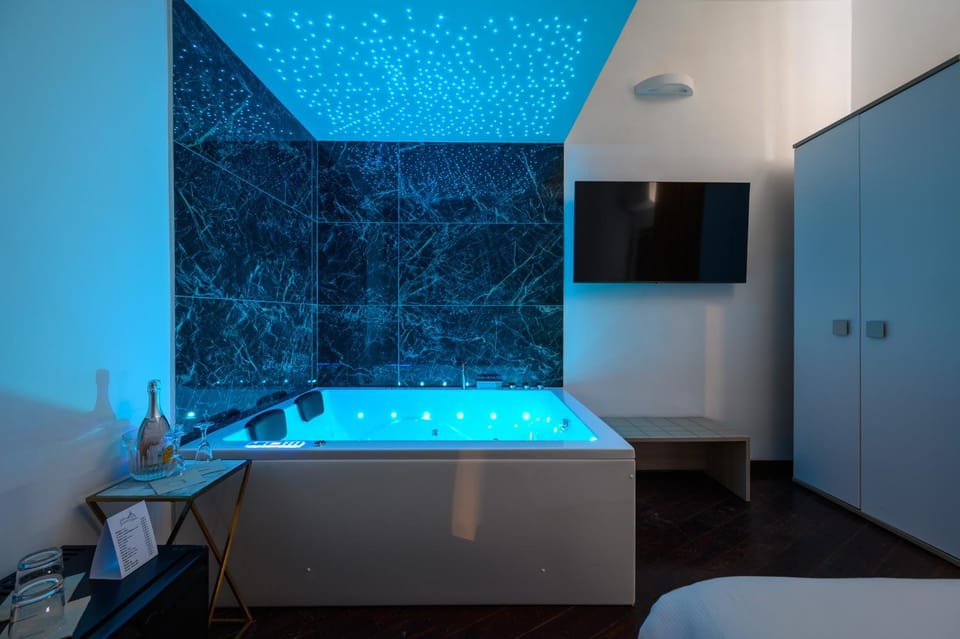 Hot Tub, Spa and wellness centre/facilities, Bedroom
