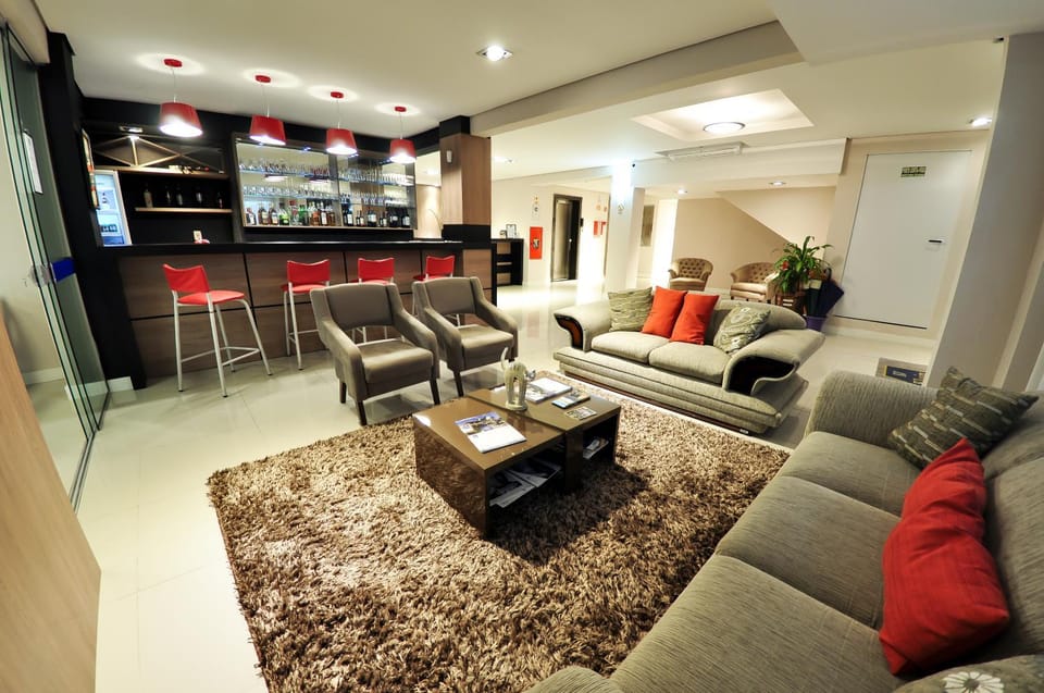 Communal lounge/ TV room, Lobby or reception