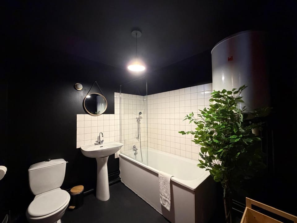Toilet, Bathroom