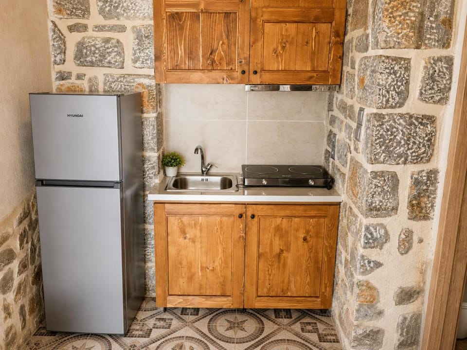Kitchen or kitchenette, stove