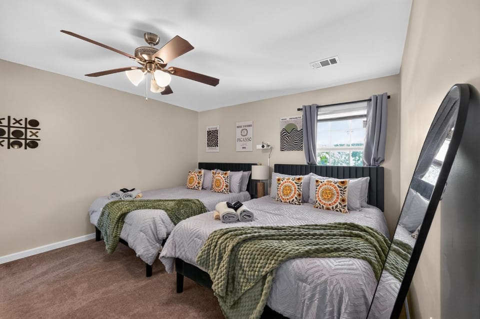 Bed, Bedroom