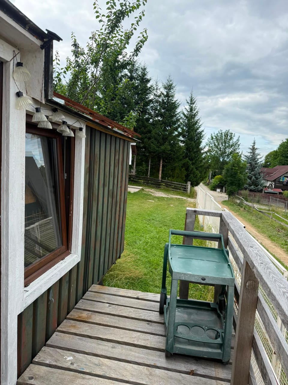 Britania Hobbit Campground/ 
RV Resort in Bran