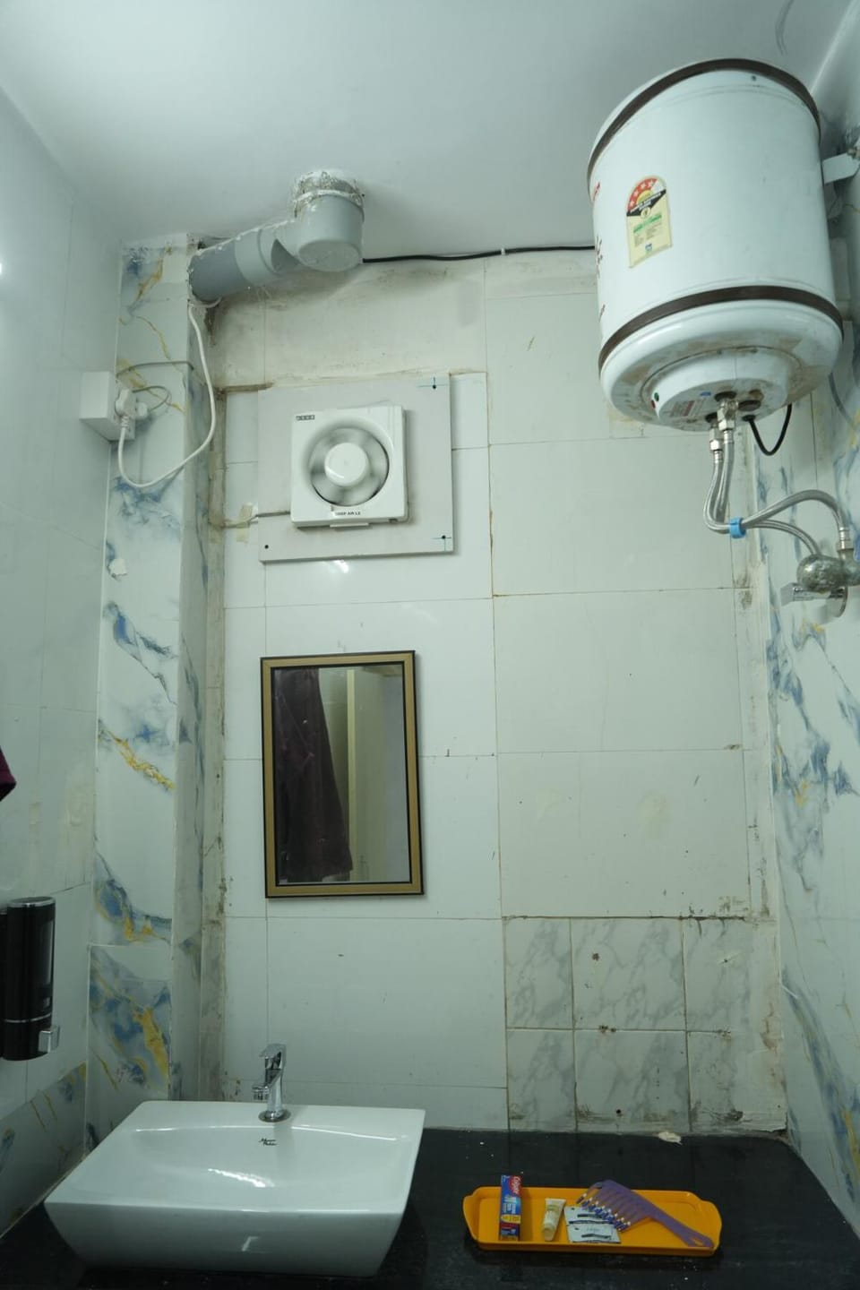 UrbanNest Stays Boutique Studio Hazratganj Apartment in Lucknow