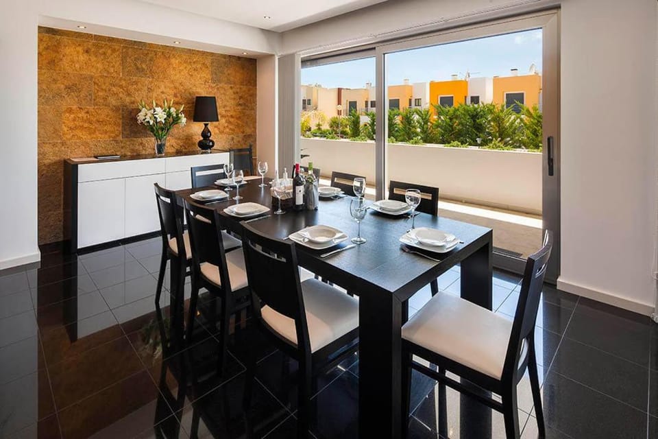 Villa Marina Luxurious House with Pool by LovelyStay Villa in Ferragudo