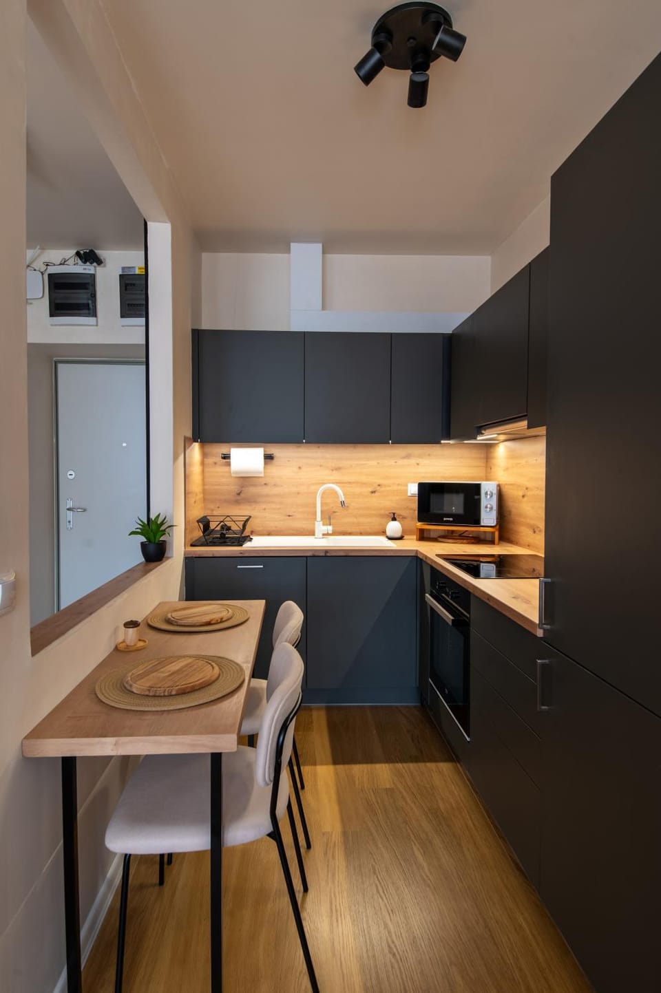 Alba Stay Campus - Parking, Terrace Apartment in Székesfehérvár