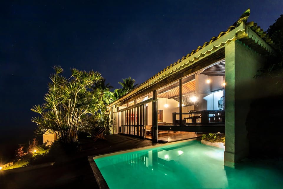 Restaurant/places to eat, Swimming pool, Swimming pool