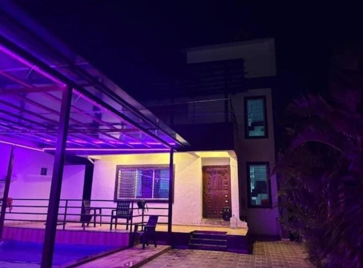 Property building, Night, View (from property/room), Balcony/Terrace