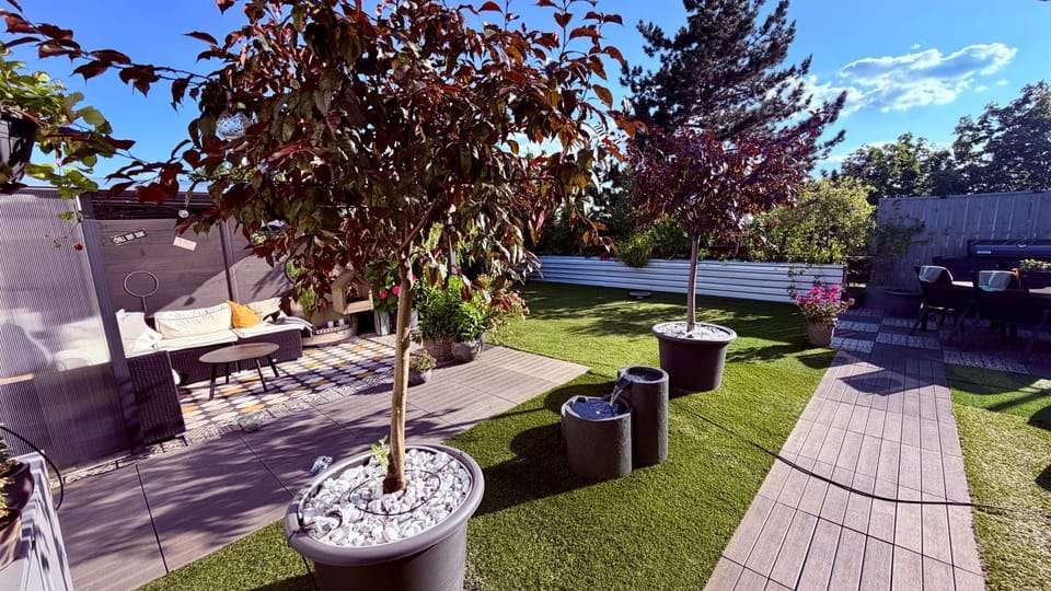 Garden, Balcony/Terrace