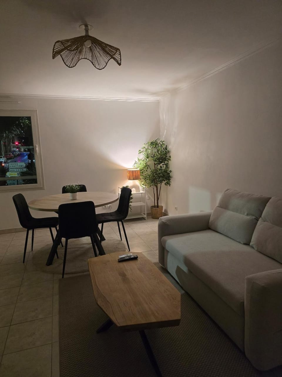 Heart of Antibes & Harbor, Beach & Terrace Apartment in Antibes