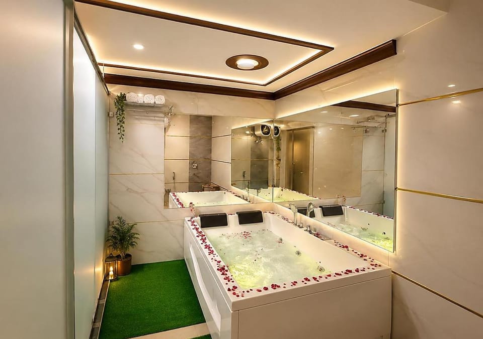 Bathroom, Bath