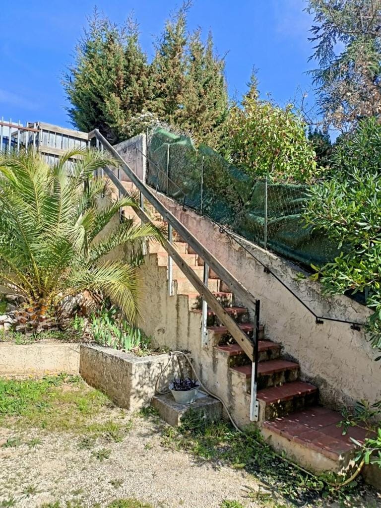 Lou Paradis Apartment in Carnoux-en-Provence